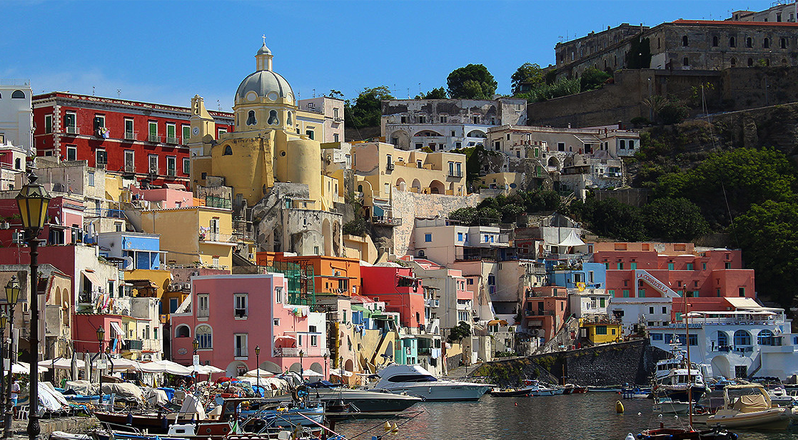 E' TEMPO DI PROCIDA